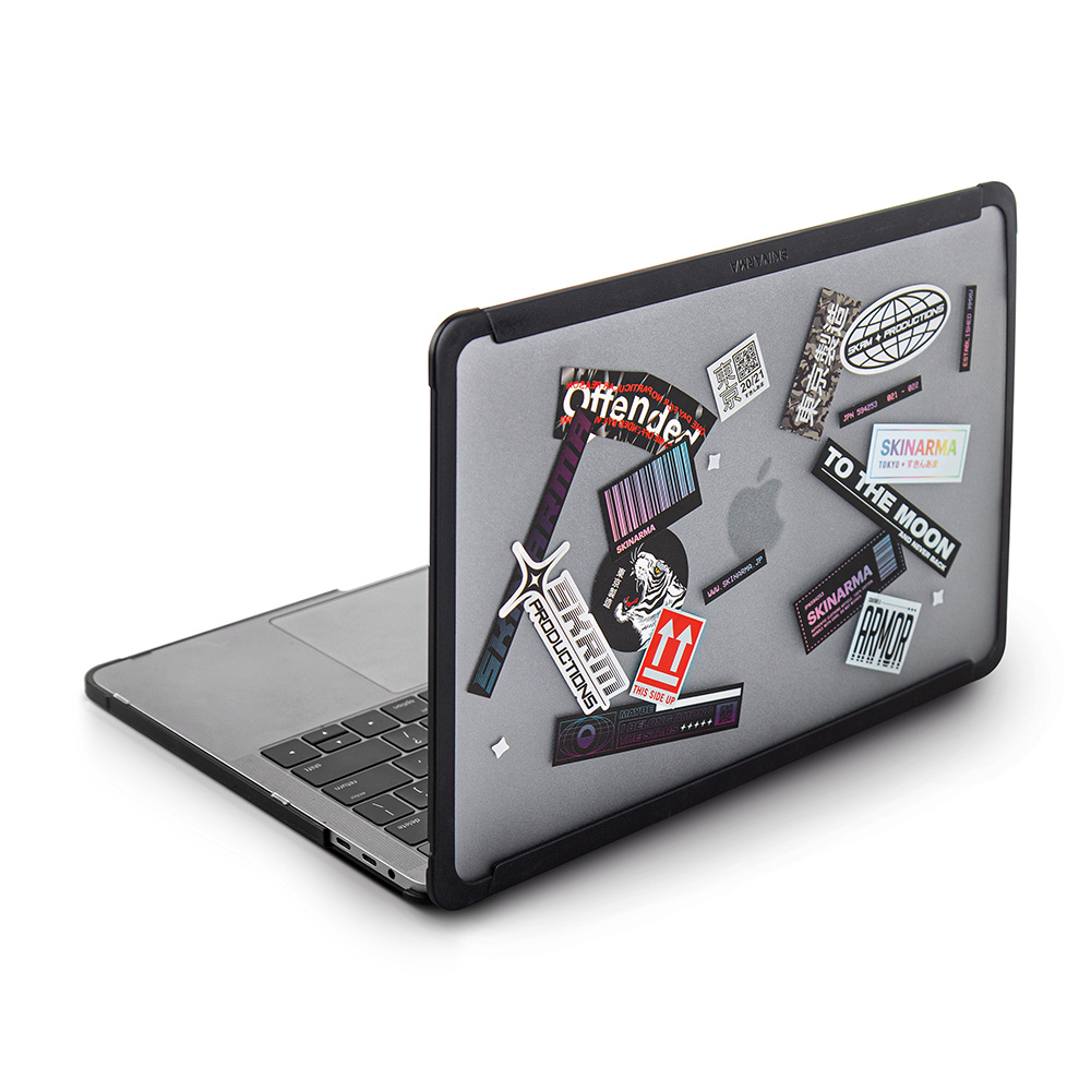 Macbook Uyumlu 13.3’ Air M1 SkinArma Henko Klipsli Kurulum Özellikli Kapak